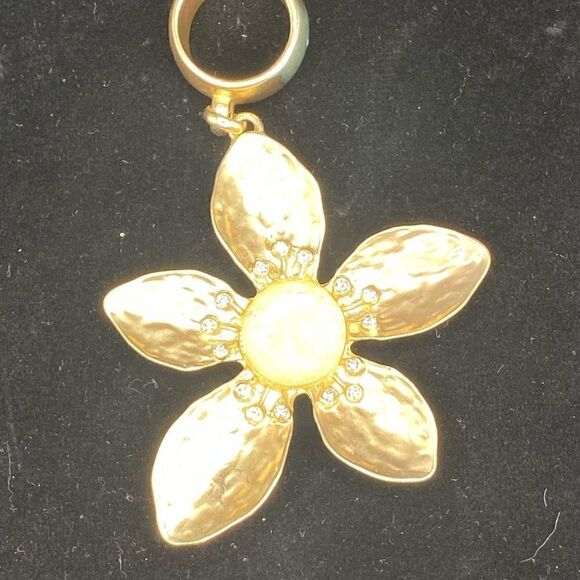 Gold tone flower scarf charm with rhinestones and opal like stone in center 3” - Picture 2 of 9